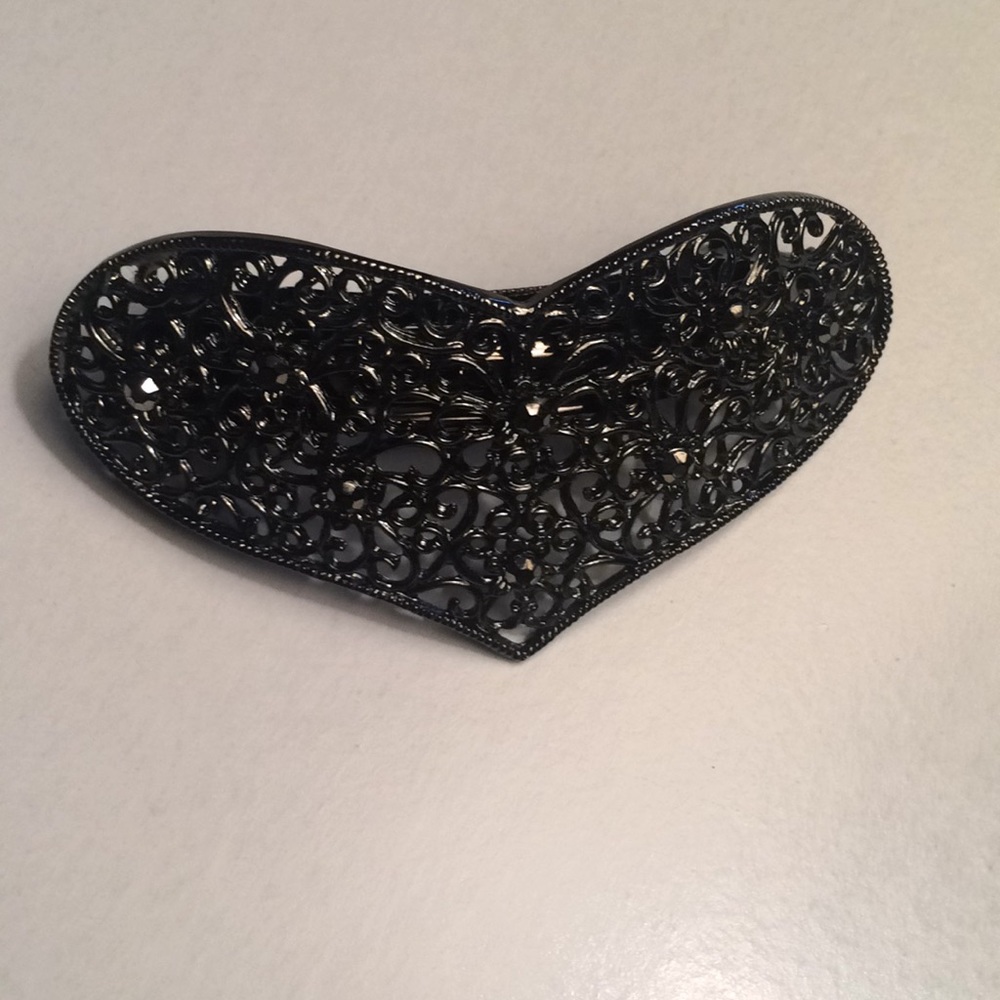 Dark gray heart shaped Hair Accessory
